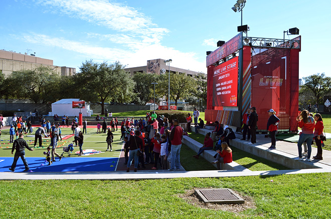 Dagny Zenovia Super Bowl 51 Houston Recap