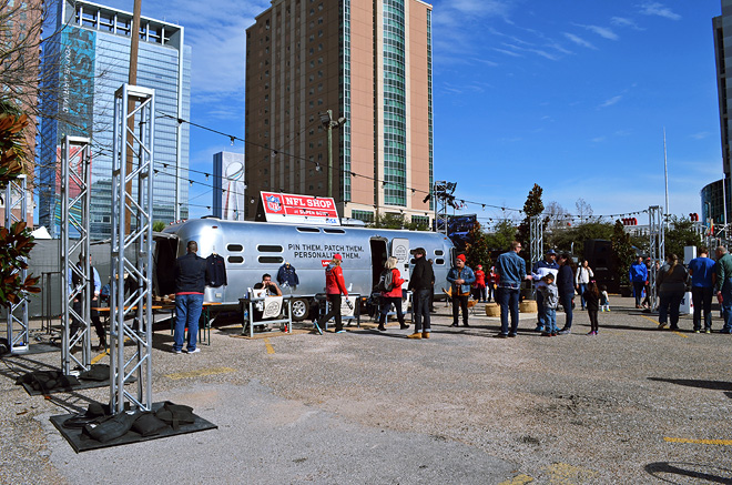 dagny-zenovia-super-bowl-51-houston-recap-2